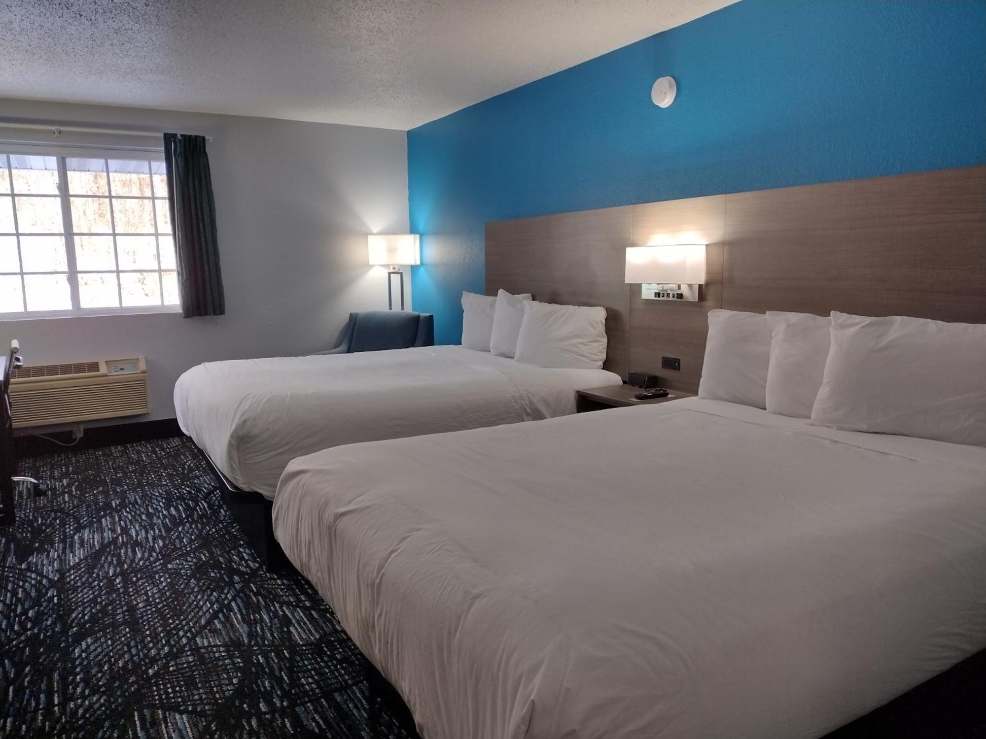 Baymont By Wyndham Proctor Hotel Duluth Exterior photo