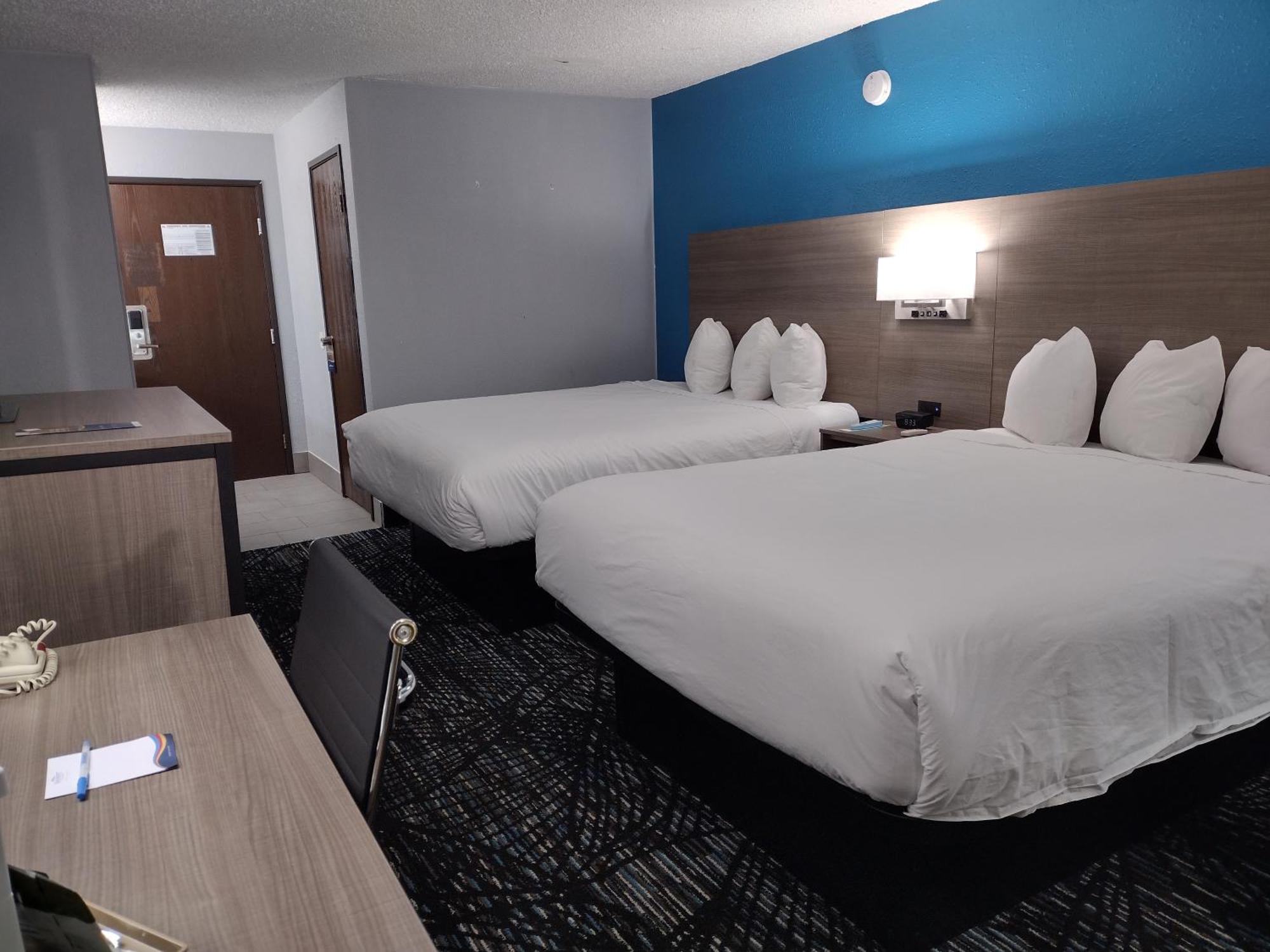 Baymont By Wyndham Proctor Hotel Duluth Exterior photo