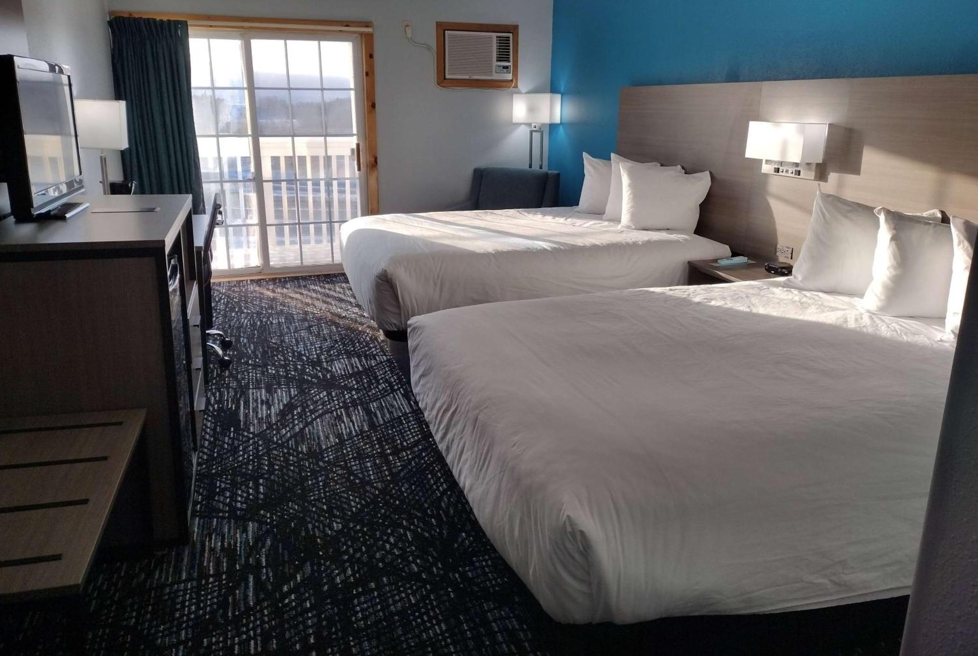 Baymont By Wyndham Proctor Hotel Duluth Exterior photo